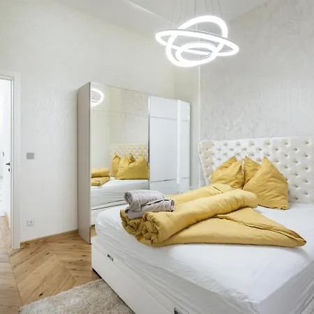 Heart Of Luxury With Amazing View 아파트