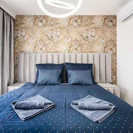 Daire Heart Of Luxury With Amazing View *