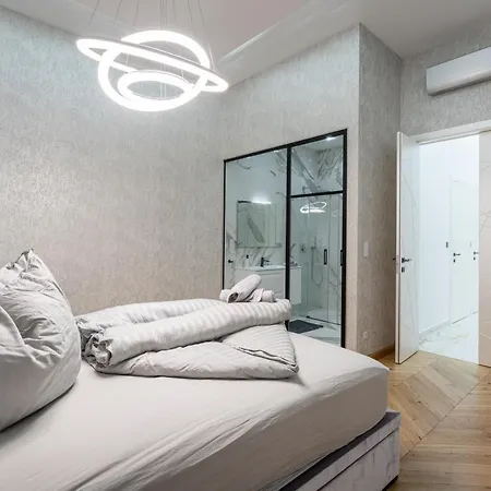 Heart Of Luxury With Amazing View Apartament *