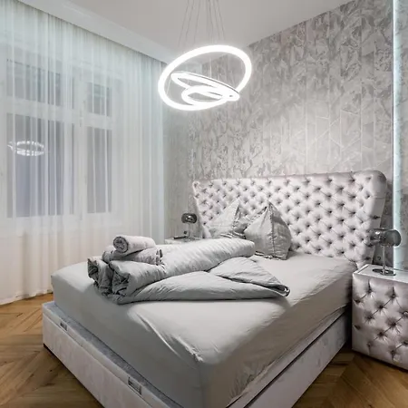 Apartament Heart Of Luxury With Amazing View Budapesta