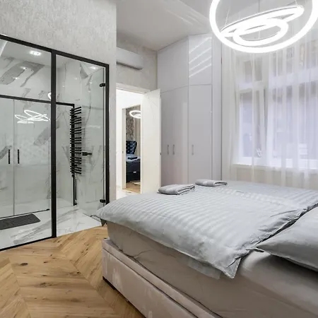 아파트 Heart Of Luxury With Amazing View *