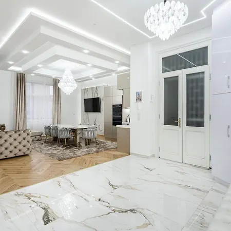 Heart Of Luxury With Amazing View Budapešť