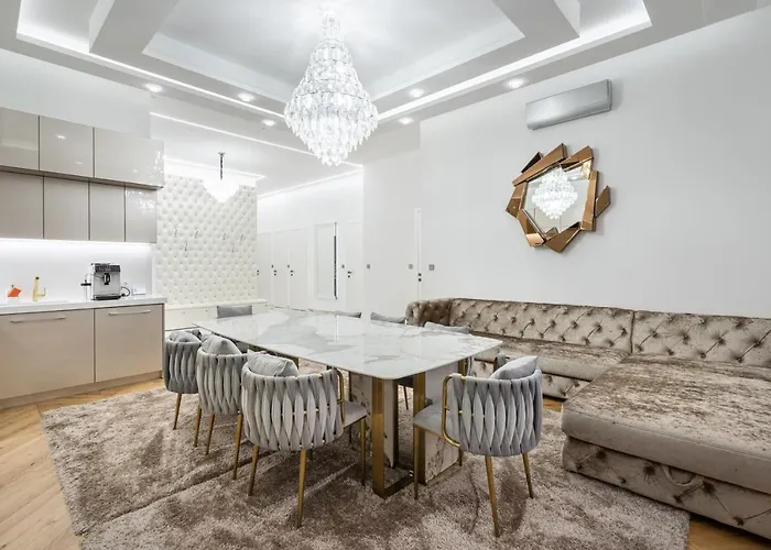Heart Of Luxury With Amazing View Lejlighed